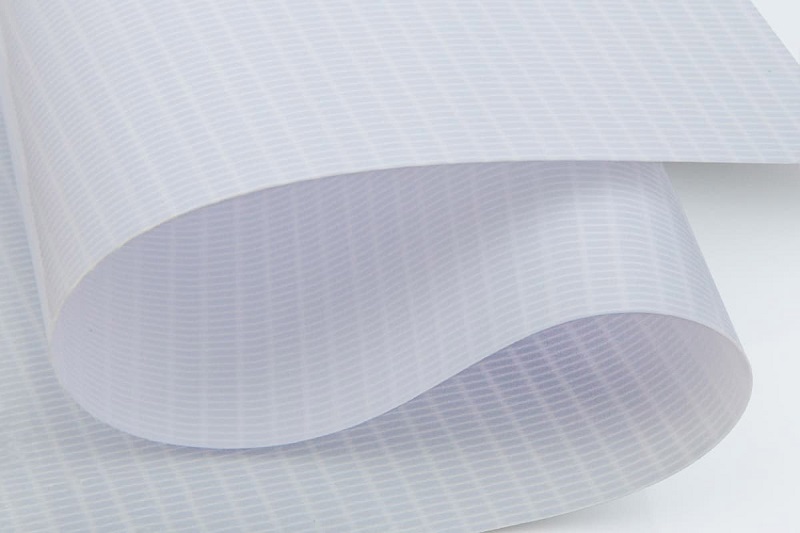 Kas Flexi taustavalgustusega välibännereid saab pesta kõrgsurve veejoaga?